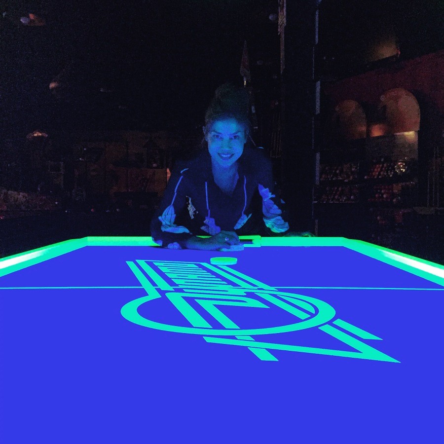 dynamo-hot-flash-fluo-light.jpg